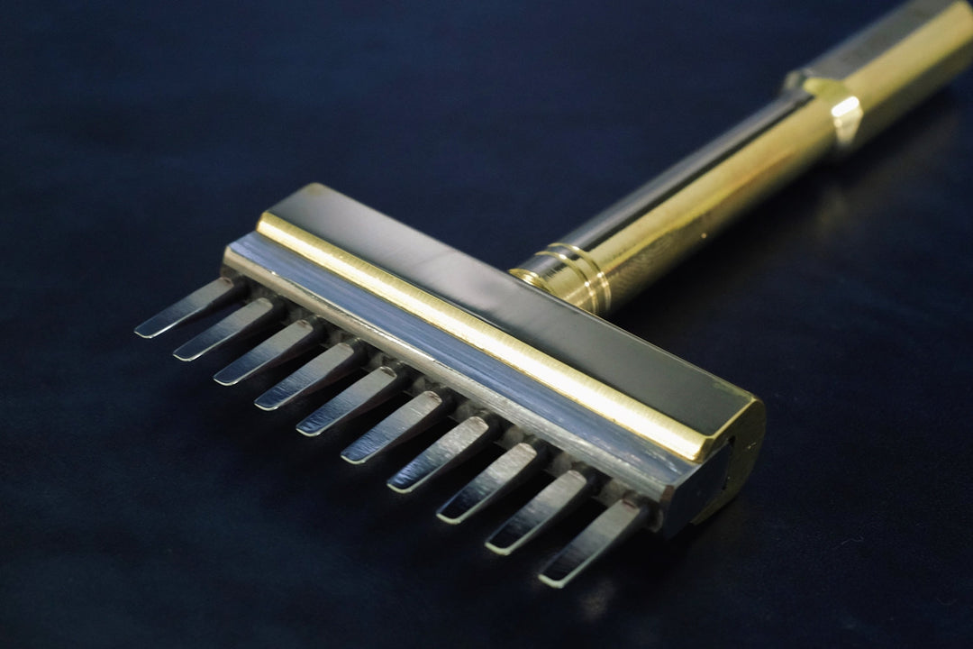 Flat Pricking Irons - 2.2 mm width tooth